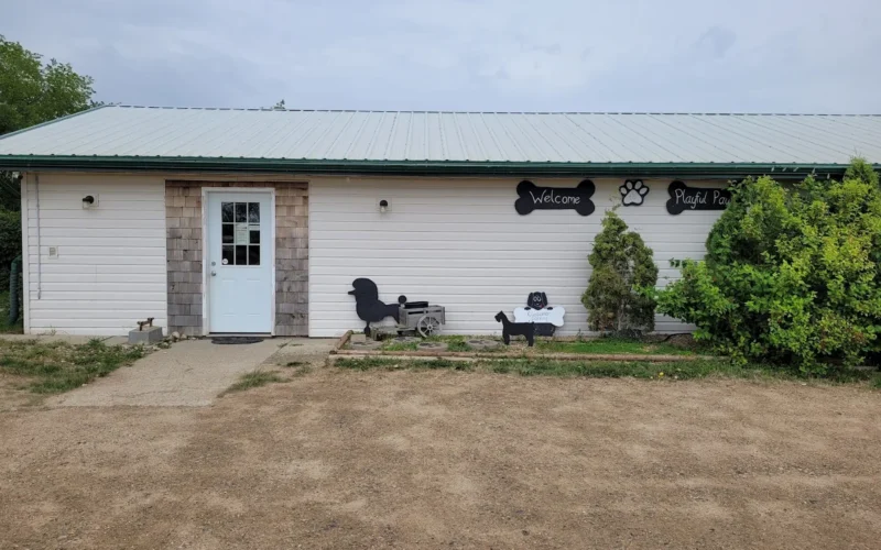 Playful Paws Kennel & Care Acreage Location